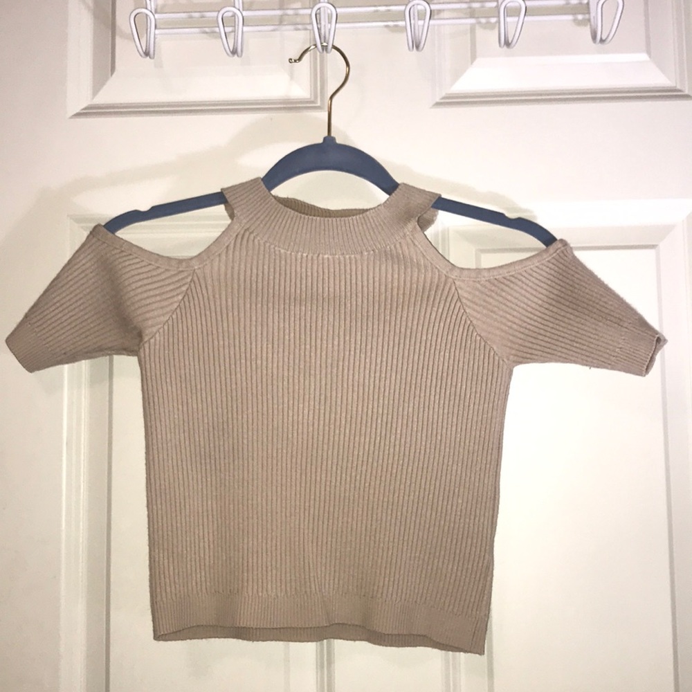 Kendall & Kylie Off the shoulder sweater top